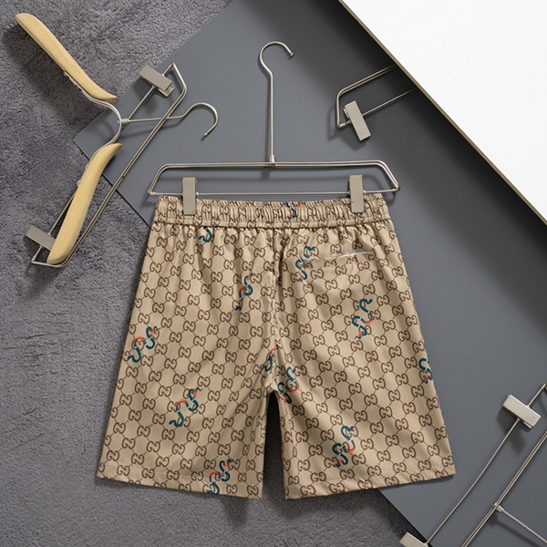 ブランドハーフパンツ背面デザイン